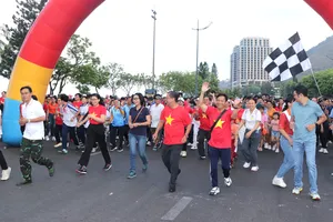 Sôi động ngày chạy Olympic vì sức khỏe toàn dân
