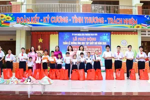 Phường Tân Hải và Rạch Dừa phát động Tuần lễ hưởng ứng học tập suốt đời