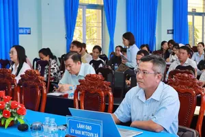 Lãnh đạo xã Phước Hải tham dự hội nghị