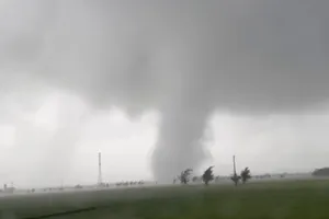 Podcast bản tin trưa 30-9: Vì sao không thể dự báo được “vòi rồng”?; Bắc bộ tiếp tục mưa lớn, cảnh báo nguy cơ lũ quét và sạt lở đất