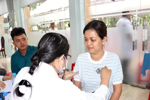 Khám sức khỏe toàn dân ngoài giờ hành chính tại phường Thủ Dầu Một