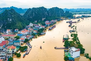 宁平省嘉远乡区域在暴雨洪水后严重被淹。图自越通社