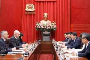 会见现场。图自越通社