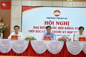 出席选民接触会议的代表们。图：维陈