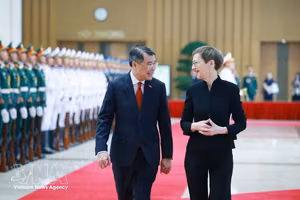 越南政府总理黎明兴主持仪式，欢迎列支敦士登公国首相布丽吉特·哈斯访越。