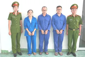 Khởi tố nhóm đối tượng in trái phép 21.000 quyển sách tại TPHCM