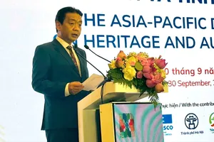 Thứ trưởng Bộ VH-TT-DL Hoàng Đạo Cương phát biểu tại phiên bế mạc hội nghị. Ảnh: VIỆT HÀ