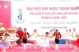 Văn nghệ chào mừng Đại hội đại biểu toàn quốc hội Nghệ sĩ Múa Việt Nam lần thứ VIII. Ảnh QUANG VINH