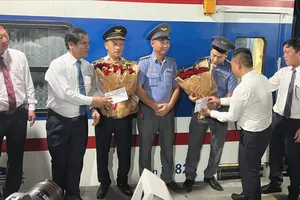Đưa vào khai thác đoàn tàu chất lượng cao SNT1/SNT2 trên tuyến Sài Gòn – Nha Trang. Ảnh: QUỐC HÙNG