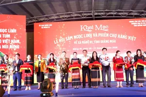  Khai mạc Lễ hội sâm Ngọc Linh và Phiên chợ hàng Việt tại tỉnh Quảng Ngãi