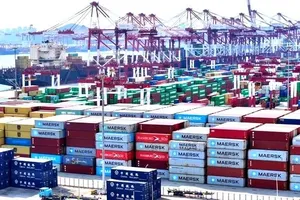 Cảng hàng hóa Thanh Đảo tại Sơn Đông, Trung Quốc. ẢNH: XINHUA