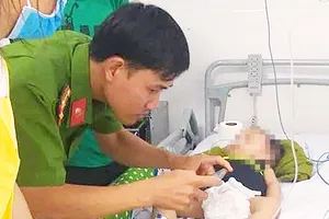 Bé trai 15 tháng tuổi tử vong bất thường ở nhà trẻ tự phát