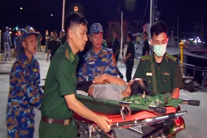 Rơi xuống biển khi đánh bắt, hai ngư dân tử vong