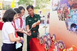 Bình Định: Triển lãm hàng trăm hiện vật, ảnh di sản phi vật thể quốc gia