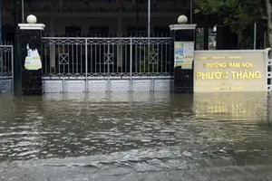 Gia Lai: Mưa lớn kèm triều cường, 8 trường học bị ngập sâu