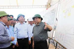 Thủ tướng Phạm Minh Chính: Sẽ chuyển giao sân bay Phù Cát về tỉnh Gia Lai quản lý