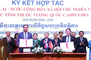 Gia Lai ký kết hợp tác với các tỉnh của Lào và Campuchia