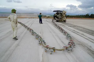 Đường băng mới sân bay Phù Cát sắp bay hiệu chuẩn