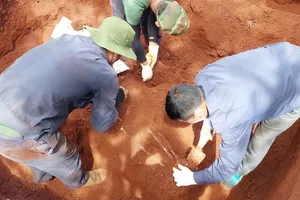 Gia Lai: Tìm thấy, quy tập 12 hài cốt liệt sĩ tại làng Bi