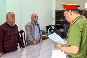 Bắt kiểm định viên Trung tâm đăng kiểm tỉnh Khánh Hòa về tội nhận hối lộ