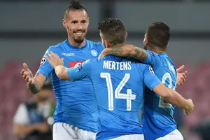 Crotone - SSC Napoli 0-1: Napoli trở thành nhà vô địch mùa đông