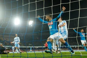 SSC Napoli - Lazio 4-1: Đòi lại ngôi đầu