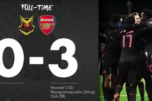 Oestersunds FK - Arsenal 0-3: Monreal, Ozil​ nổ súng, Pháo thủ đại thắng