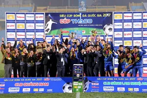 Quảng Nam - SLNA 1-0: Quảng Nam đăng quang Siêu Cúp