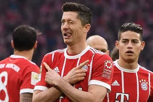 Bayern - Dortmund 6-0: Lewandowski lập hatrrick và tỷ số không tưởng