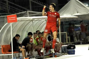 TPHCM - Than Quảng Ninh 2-1: Matias lập công, HLV Miura thoát tốp cuối