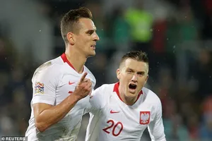 Bồ Đào Nha - Ba Lan 1-1: Andre Silva mở tỷ số, Arkadiusz Milik cầm chân chủ nhà