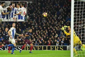 Brighton & Hove Albion - Arsenal 1-1: Aubameyang khai màn phút thứ 7 nhưng Locadia kịp ghìm chân