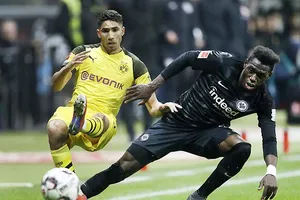 Eintracht Frankfurt - Dortmund 1-1: Marco Reus mở tỷ số, Jovic níu chân Dortmund