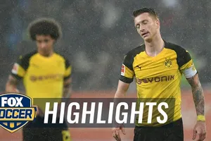 Augsburg - Dortmund 1-2: “Cố nhân” Dong-Won Ji gieo sầu HLV Lucien Favre