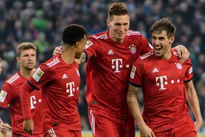 M'Gladbach - Bayern Munich 1-5: Martinez, Mueller, Lewandowski, Gnabry đè bẹp chủ nhà