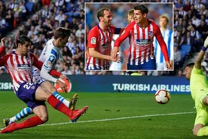 Real Sociedad - Atletico Madrid 0-2: Morata lập cú đúp, Simeone bám đuổi Barca