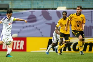 Tampines Rovers - Hà Nội 1-1: Pape Omar mở tỷ số, Jordan Webb gỡ hòa, Hà Nội tạm dẫn đầu bảng F