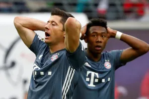 RB Leipzig - Bayern Munich 0-0: Trọng tài Manuel Grafe và VAR níu chân Bayern