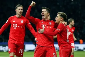 Hertha Berlin - Bayern Munich 0-4: Muller, Lewandowski, Thiago Alcantara, Perisic đua tài ghi bàn