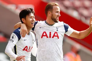Skendija - Tottenham 1-3: Erik Lamela, Son Heung-min, Harry Kane so tài, Mourinho dễ dàng giành chiến thắng