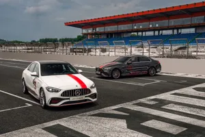 Tặng gói bảo hiểm MBI cùng nhiều khuyến mãi giá trị