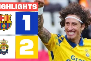 Barcelona vs Las Palmas 1-2: Sandro Ramirez bất ngờ phá lưới Pena mở bàn, Lamine Yamal vào sân, Raphinha gỡ hòa nhưng Fabio Silva tạo địa chấn hạ Barca