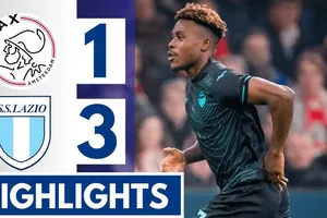 Ajax vs Lazio 1-3: Loum Tchaouna mở bàn, Bertrand Traore gỡ hòa nhưng Dele-Bashiru, Pedro Ledesma tỏa sáng giành gọn chiến thắng