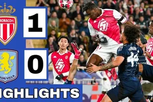 AS Monaco vs Aston Villa 1-0: Thilo Kehrer đánh đầu, thủ môn Emiliano Martinez cản phá nhưng Wilfried Singo chớp thời cơ ghi bàn duy nhất cho HLV Adi Hutter