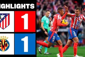 Atletico Madrid vs Villarreal 1-1: Moreno khai bàn trên chấm penalty, Samuel Lino chớp thời cơ đệm bóng cận thành cứu thua, Atletico xếp trên Barca và dưới Real