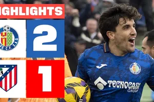 Getafe vs Atletico Madrid 2-1: Sorloth mở bàn tận phút 75 nhờ penalty, Correa bị thẻ đỏ, Arambarri xuất thần ngược dòng phút cuối hạ Atletico