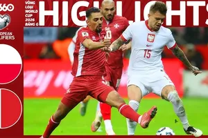 Ba Lan vs Malta 2-0: Cất Lewandowski ghế dự bị, Karol Swiderski xuất thần cú đúp bàn thắng, Ilyas Chouaref nhận thẻ đỏ cuối trận, Ba Lan tạm dẫn đầu bảng G
