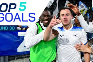 Riccardo Orsolini, Kenan Yildiz, Oumar Solet, Adam Marusic, Gianluca Gaetano lần lượt điền tên mình vào tốp 5 bàn thắng đẹp vòng 30 Serie A