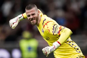 "Người nhện" David de Gea xuất thần, thi đấu ấn tượng vòng 31, giúp Fiorentina cầm chân AC Milan, De Gea xứng đáng được gia hạn hợp đồng 