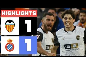 Valencia vs Espanyol 1-1: Javi Puado ra chân chớp nhoáng mở tỷ số, Javi Guerra sút cận thành cứu thua, chia điểm quý giá